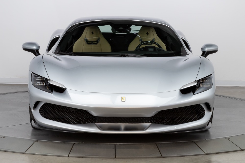 2023 Ferrari 296 GTS