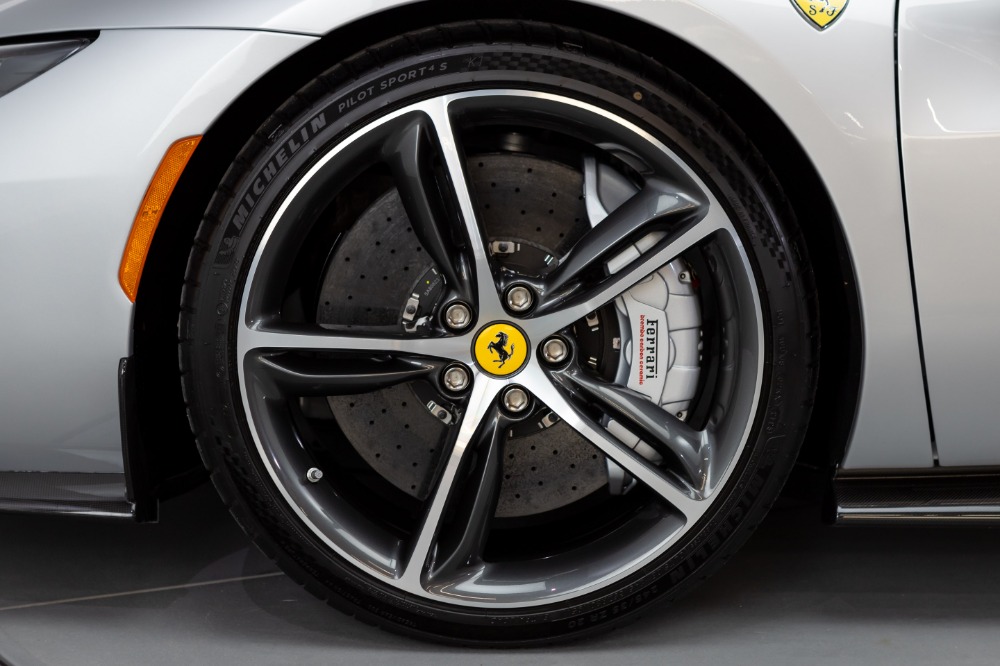 2023 Ferrari 296 GTS