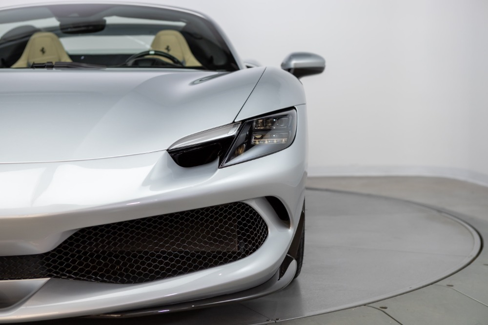 2023 Ferrari 296 GTS