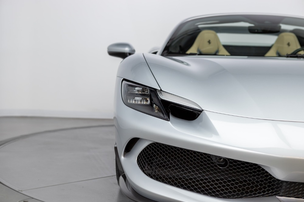 2023 Ferrari 296 GTS