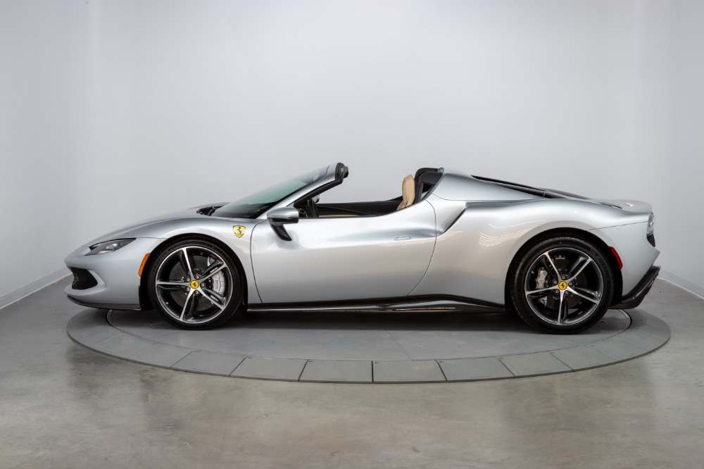2023 Ferrari 296 GTS