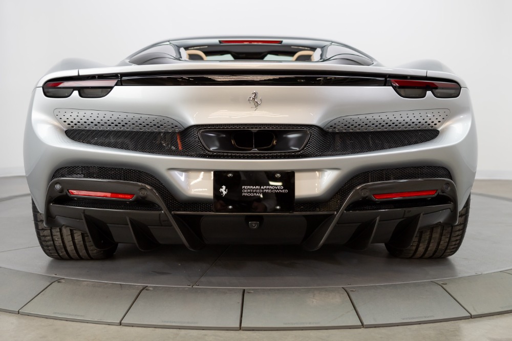 2023 Ferrari 296 GTS