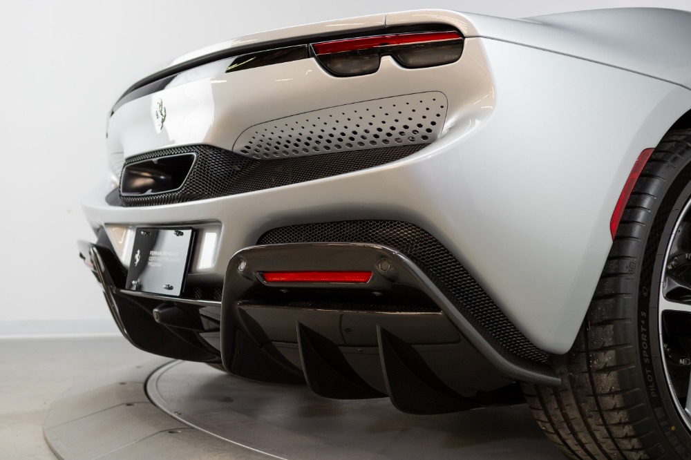 2023 Ferrari 296 GTS