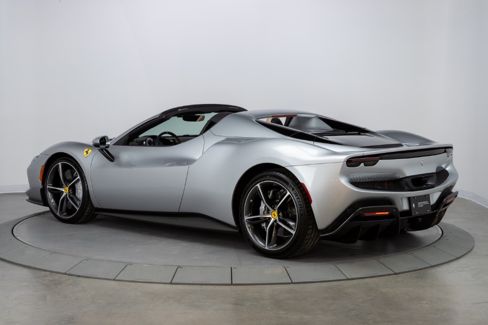 2023 Ferrari 296 GTS