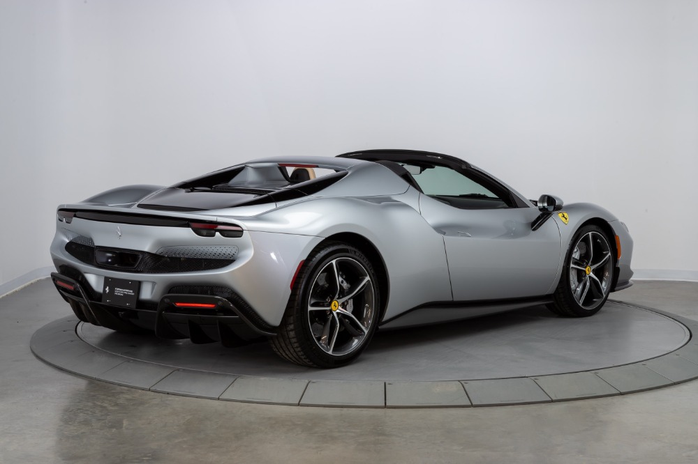 2023 Ferrari 296 GTS