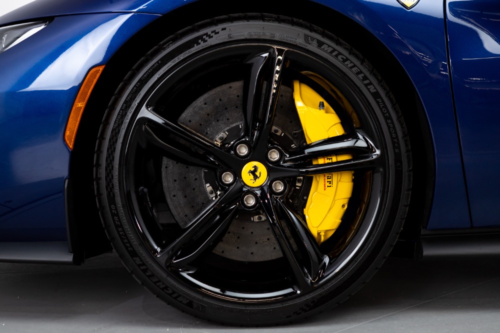 2023 Ferrari 296 GTS