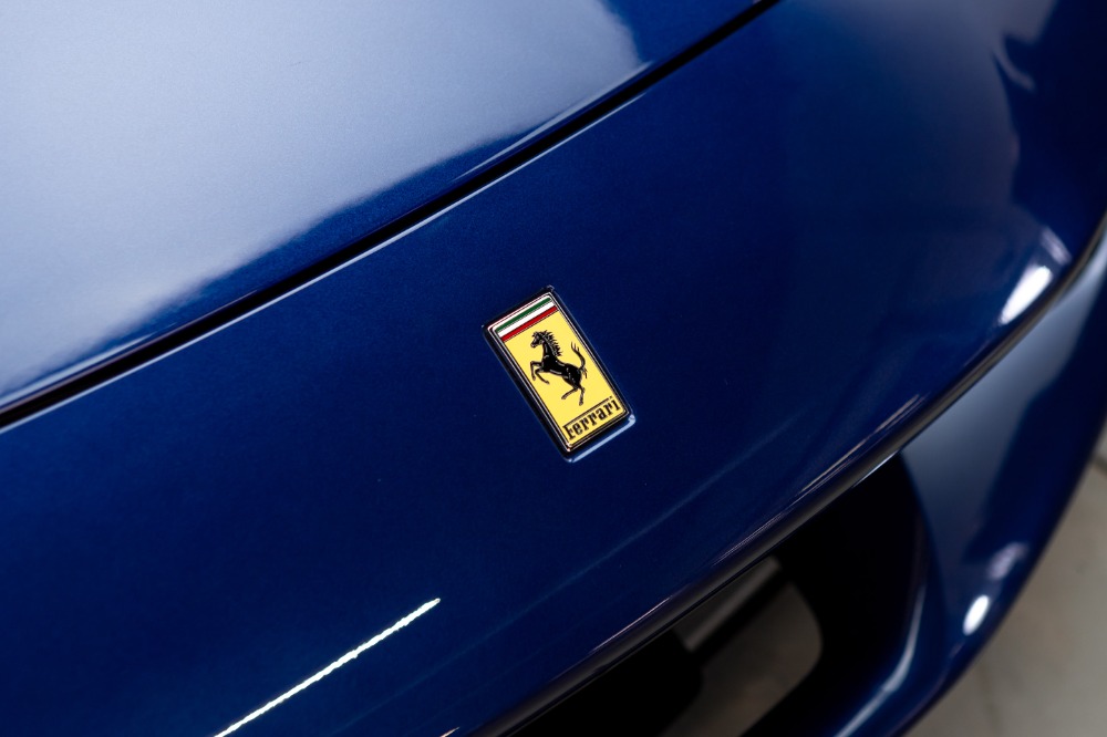 2023 Ferrari 296 GTS