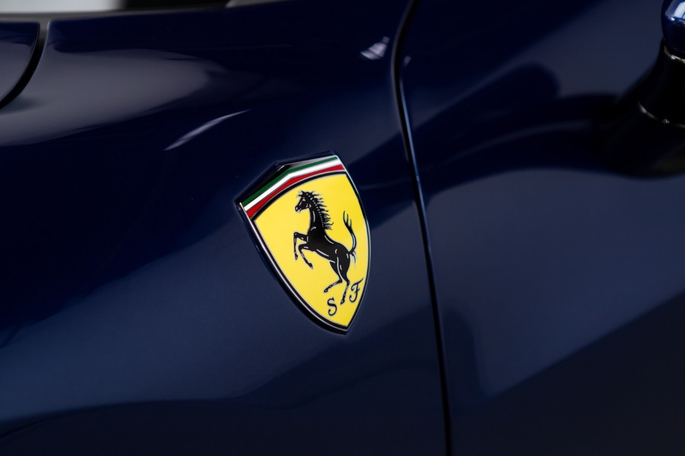 2023 Ferrari 296 GTS