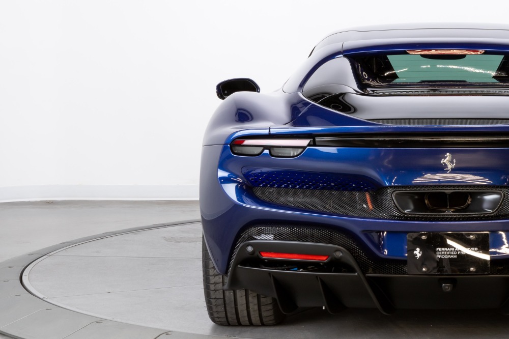2023 Ferrari 296 GTS