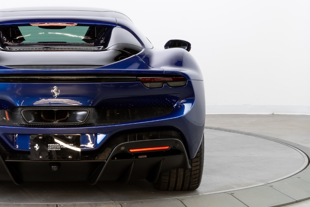 2023 Ferrari 296 GTS