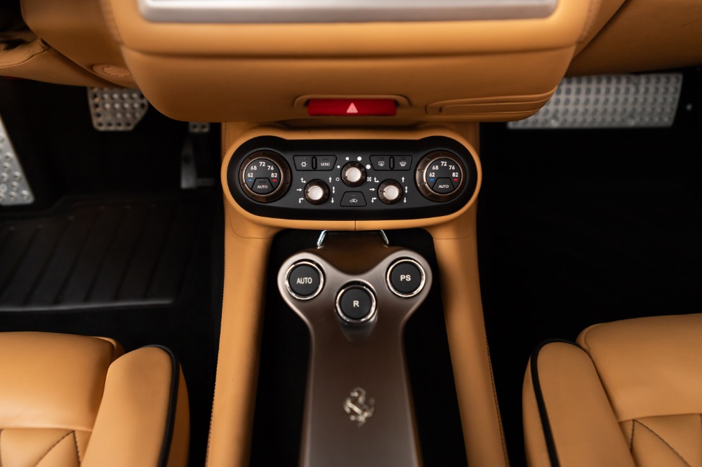 2011 Ferrari California
