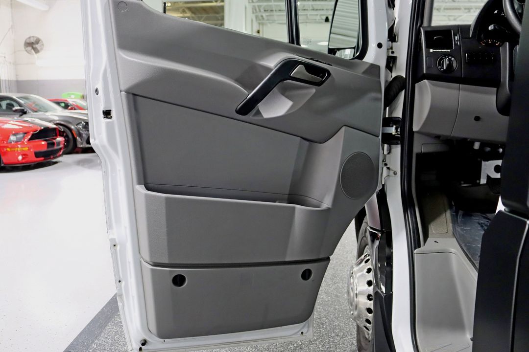2017 Mercedes-Benz Sprinter Limousine