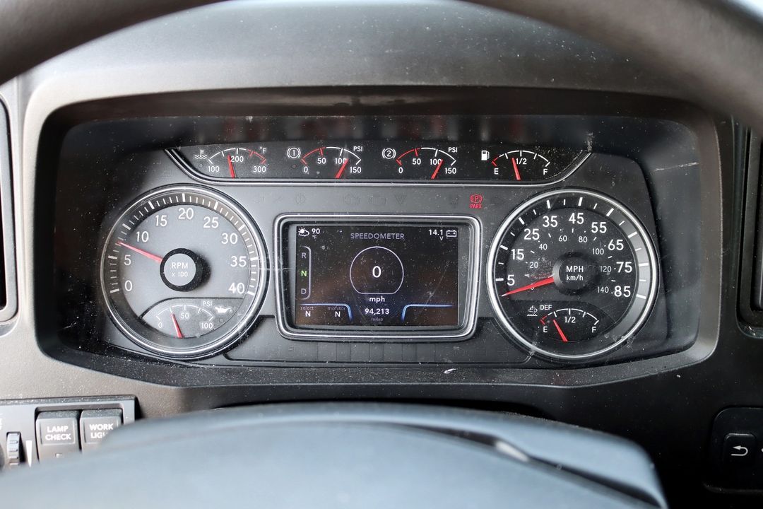 2020 INTERNATIONAL MV607