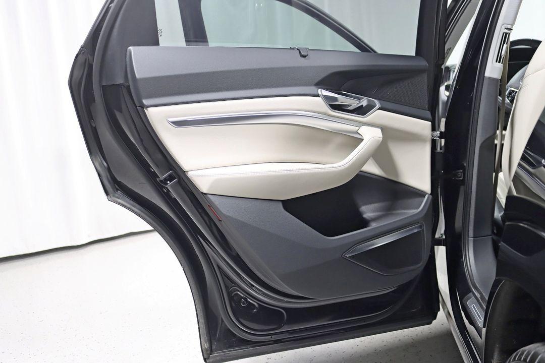 2022 Audi e-tron Sportback