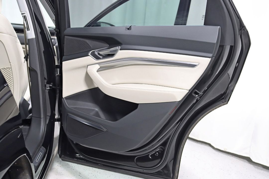 2022 Audi e-tron Sportback