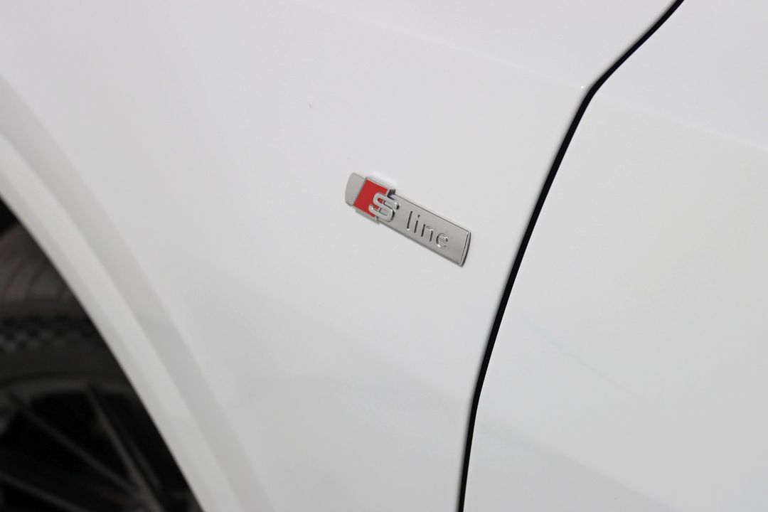 2021 Audi Q8