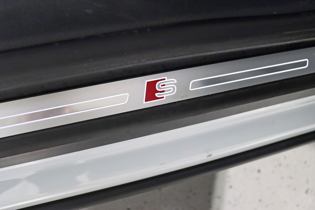 2021 Audi Q8