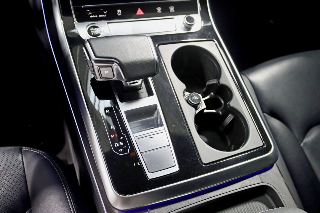 2021 Audi Q8