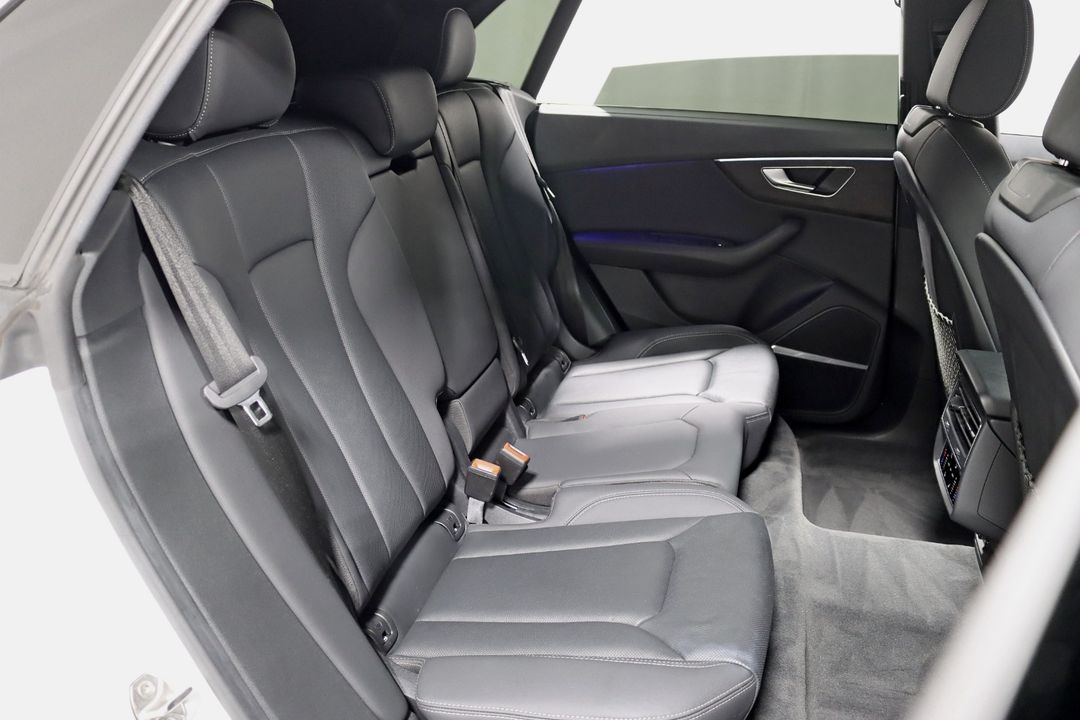 2021 Audi Q8