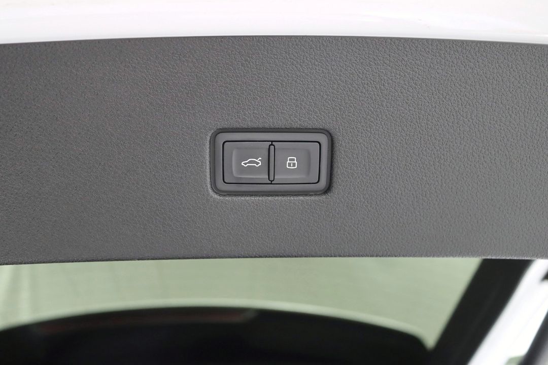 2021 Audi Q8