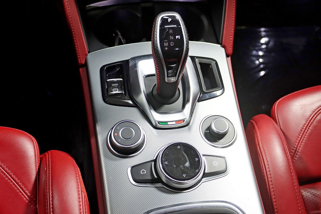 2021 Alfa Romeo Stelvio