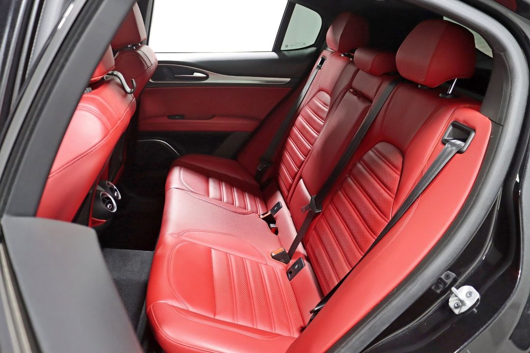 2021 Alfa Romeo Stelvio