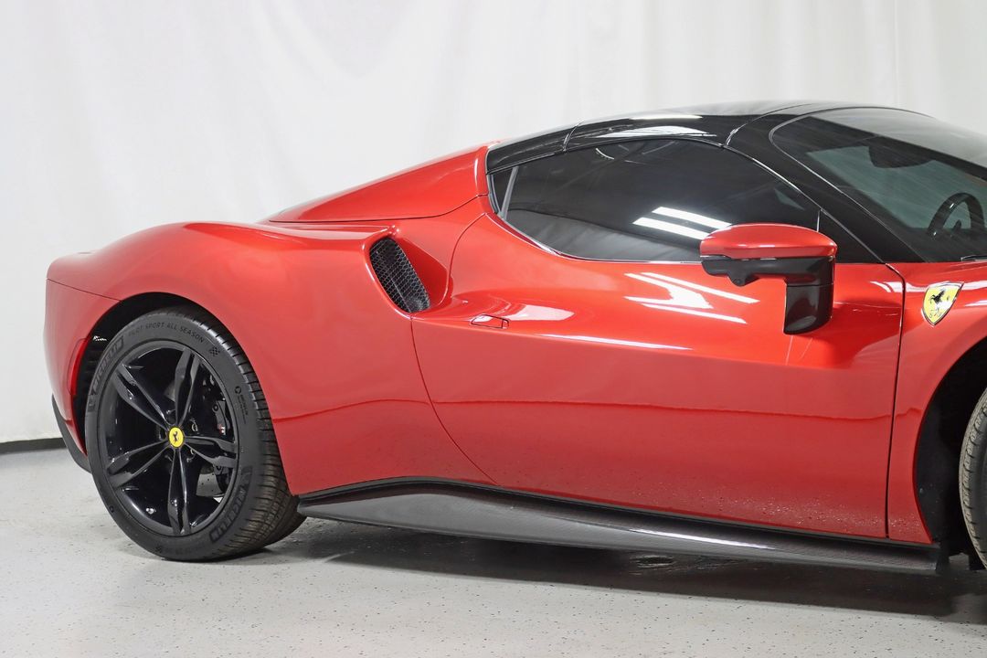 2024 Ferrari 296 GTS