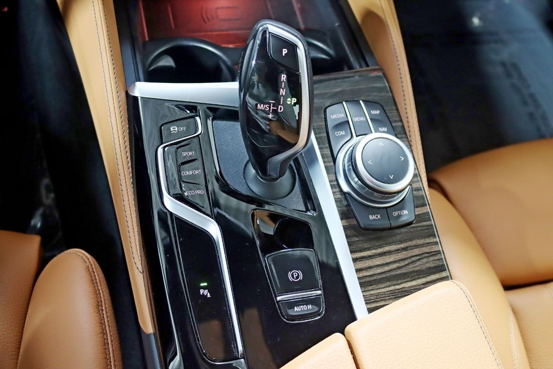 2022 BMW 5 Series