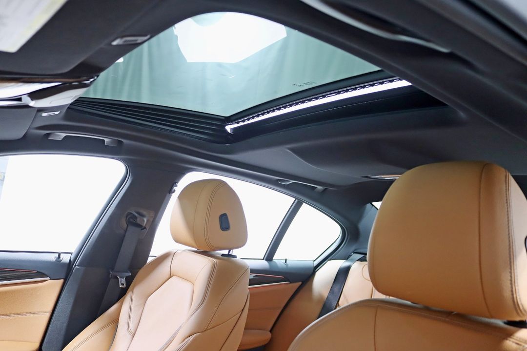 2022 BMW 5 Series