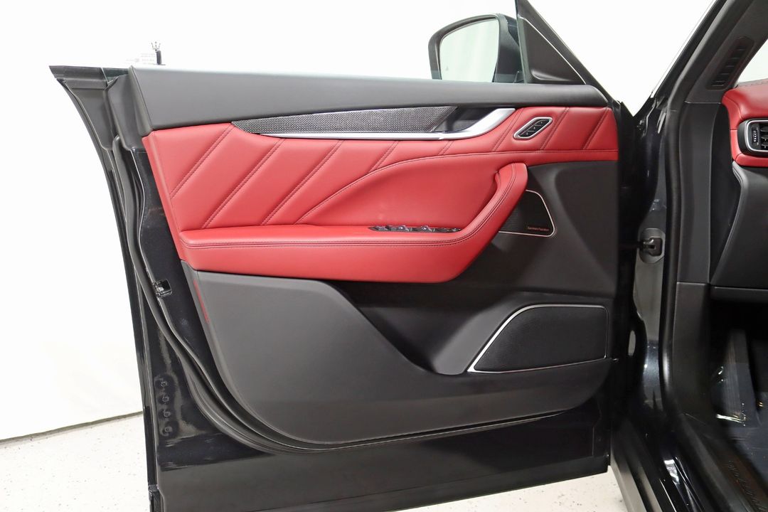 2022 Maserati Levante