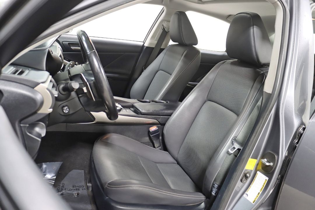 2019 Lexus IS 300
