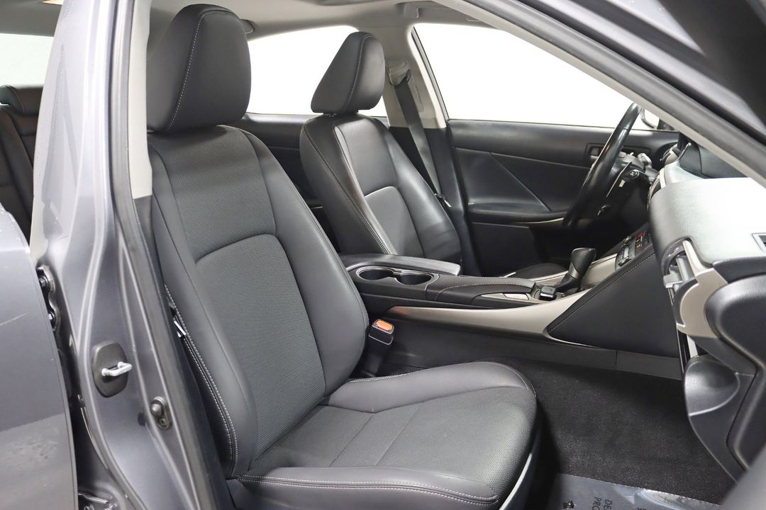 2019 Lexus IS 300