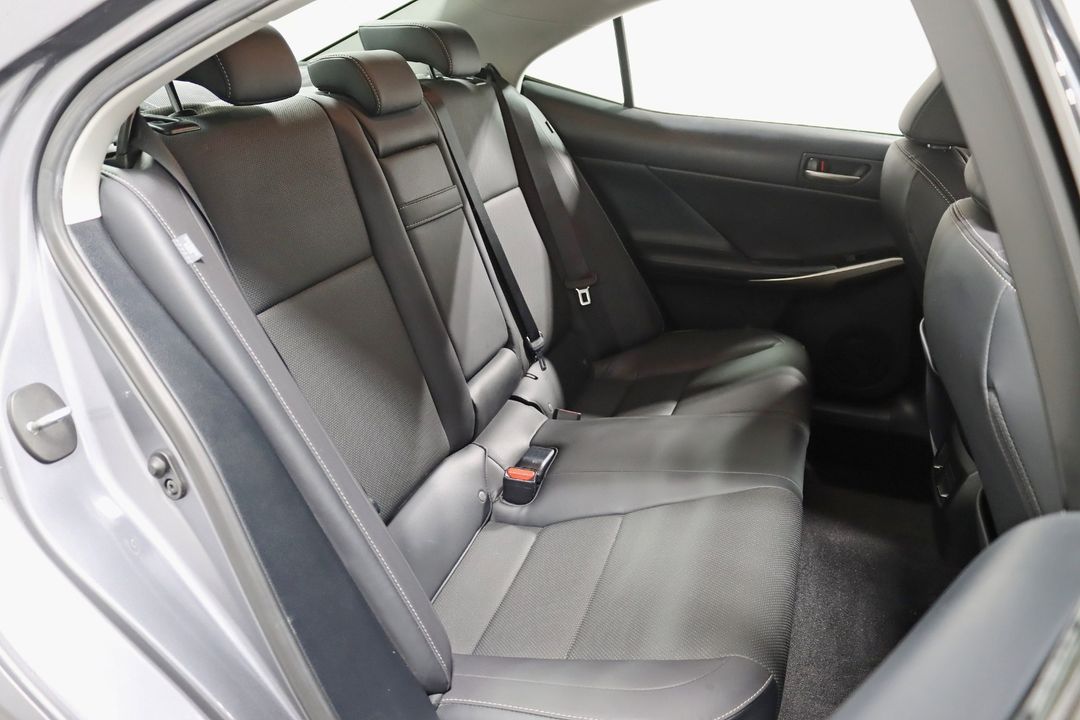 2019 Lexus IS 300