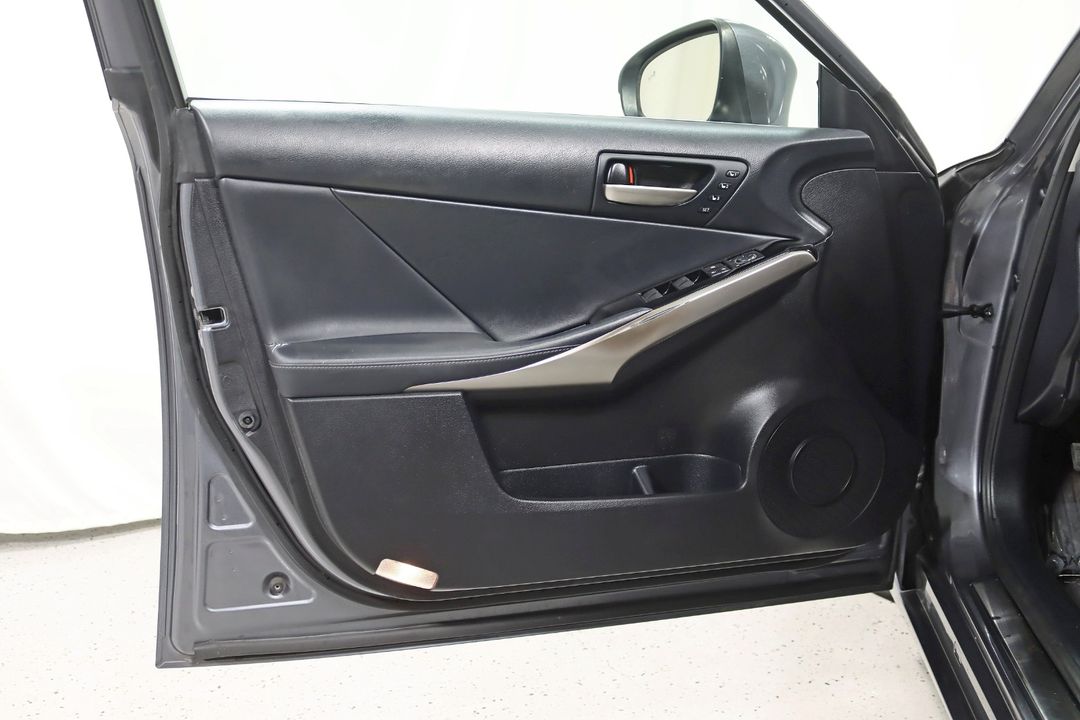 2019 Lexus IS 300