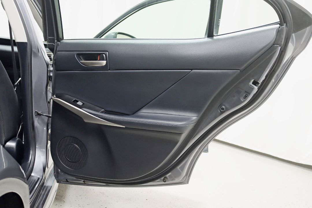 2019 Lexus IS 300