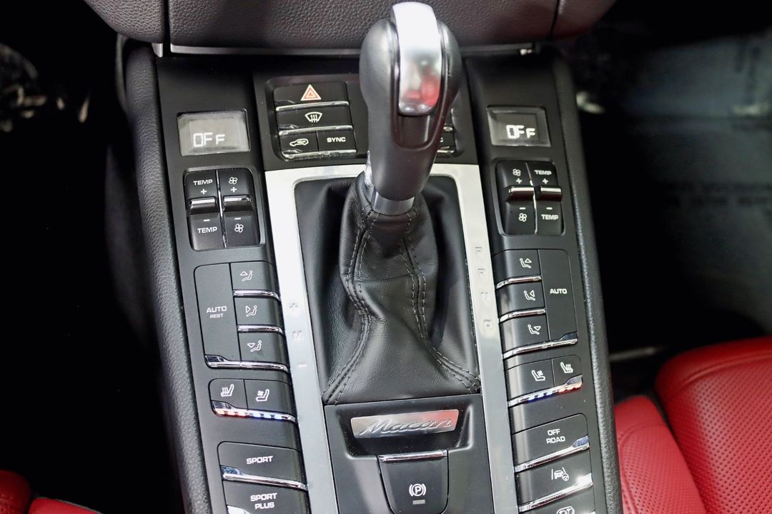 2018 Porsche Macan