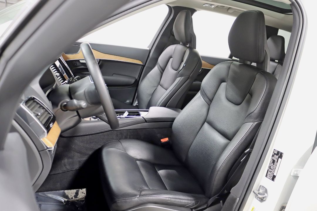 2021 Volvo XC90 Recharge