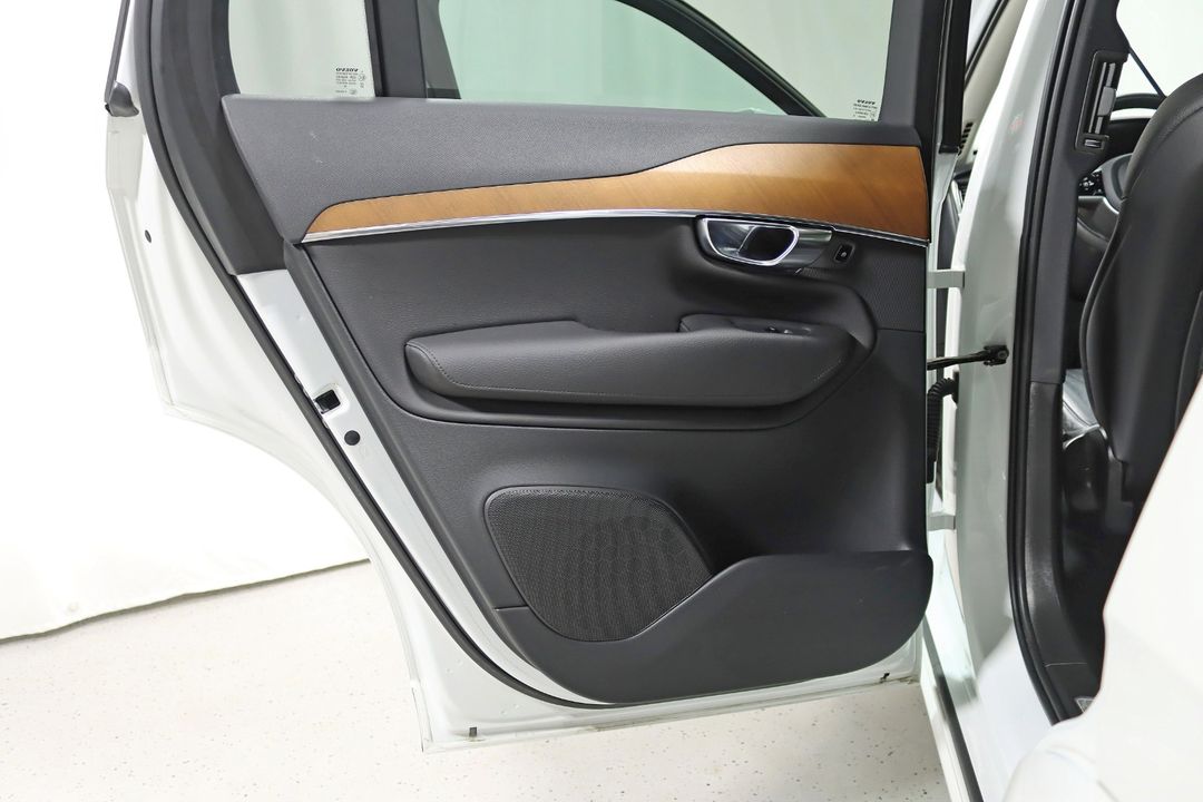 2021 Volvo XC90 Recharge