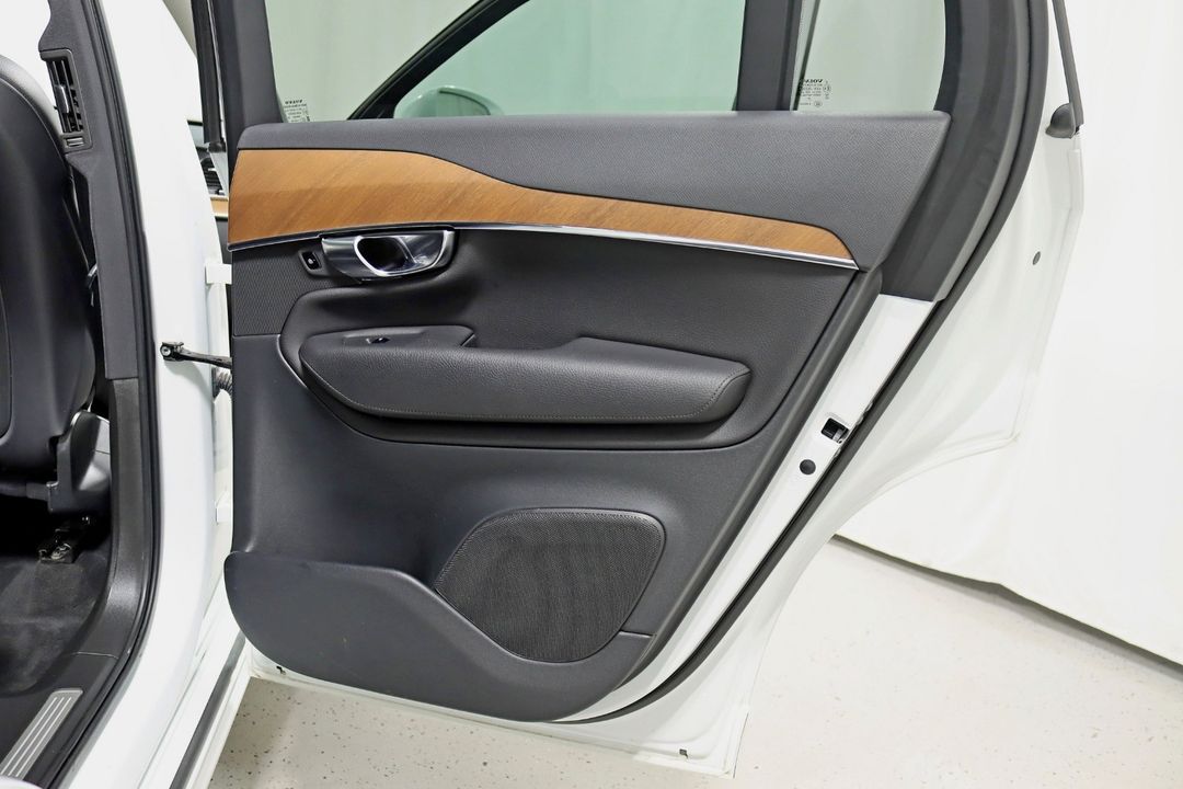 2021 Volvo XC90 Recharge
