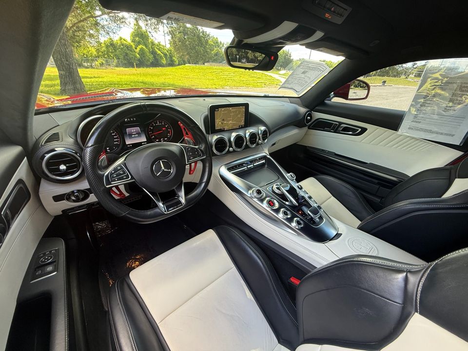 2016 Mercedes-Benz AMG GT
