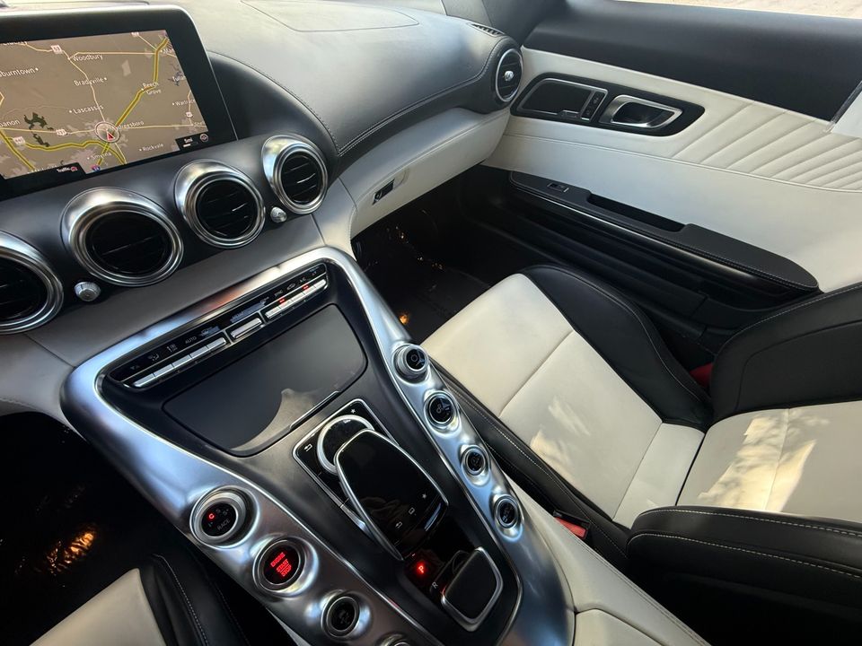 2016 Mercedes-Benz AMG GT