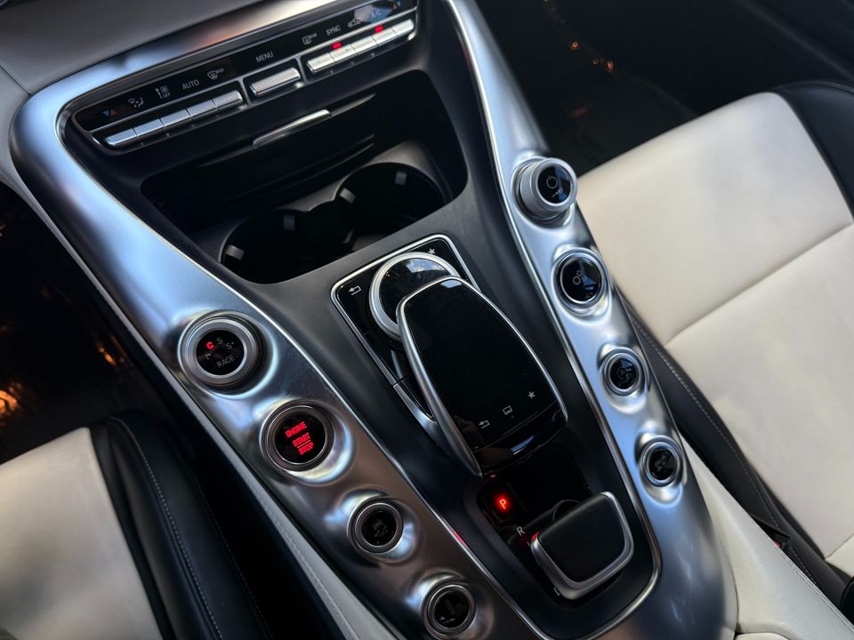 2016 Mercedes-Benz AMG GT