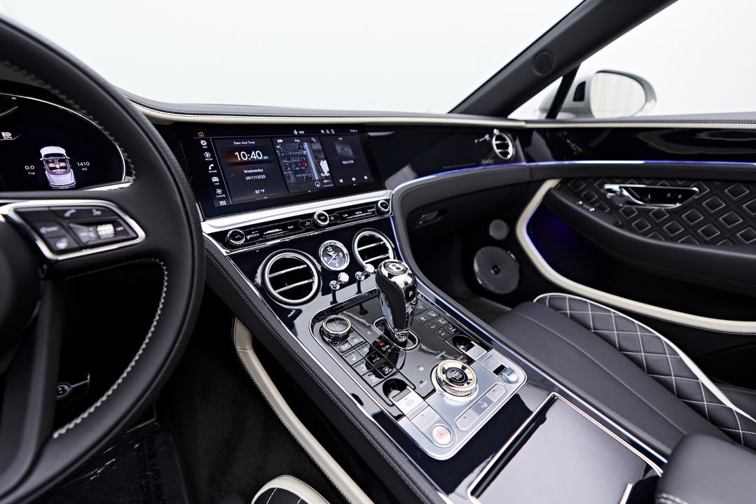 2024 Bentley Continental GT