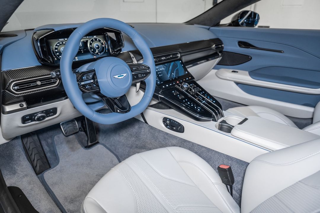 2026 ASTON MARTIN VANTAGE