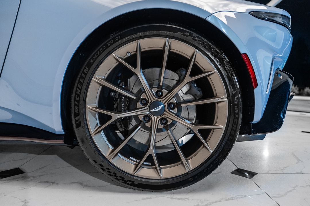 2026 ASTON MARTIN VANTAGE