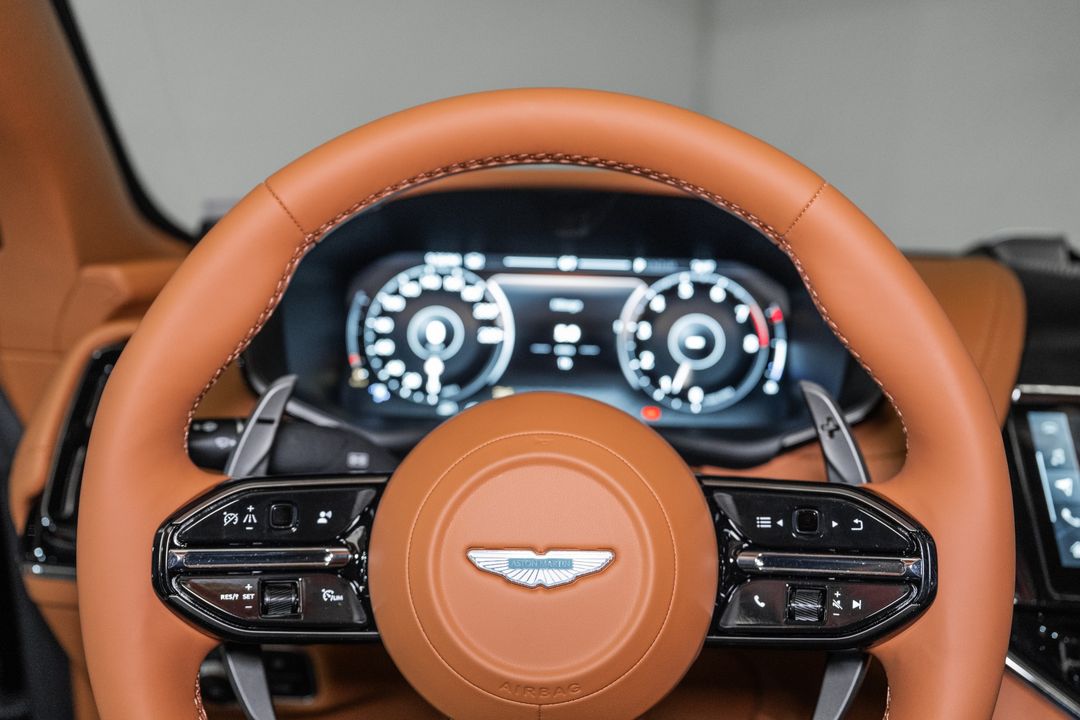 2026 ASTON MARTIN DBX