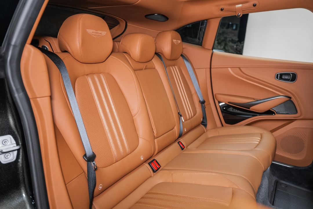 2026 ASTON MARTIN DBX