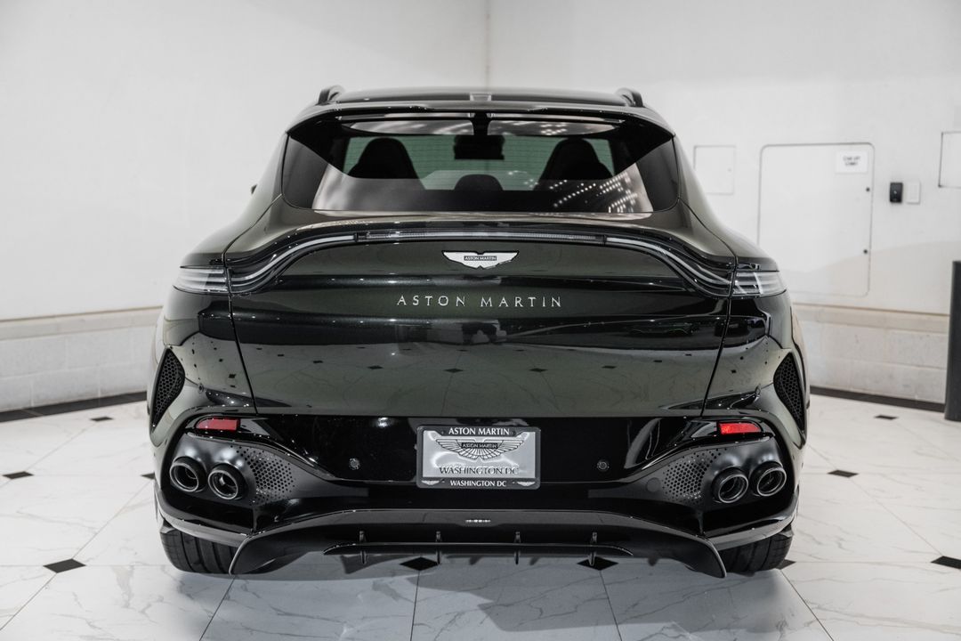 2026 ASTON MARTIN DBX