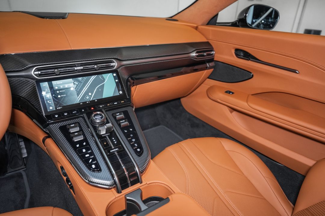 2026 ASTON MARTIN VANTAGE