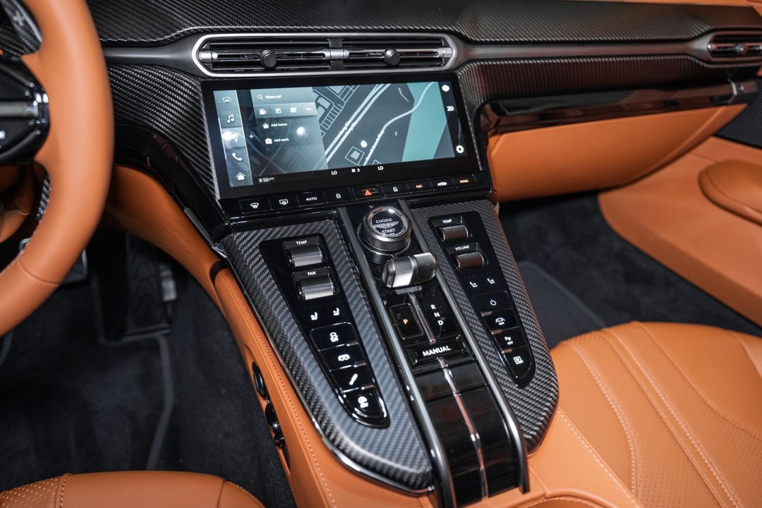 2026 ASTON MARTIN VANTAGE